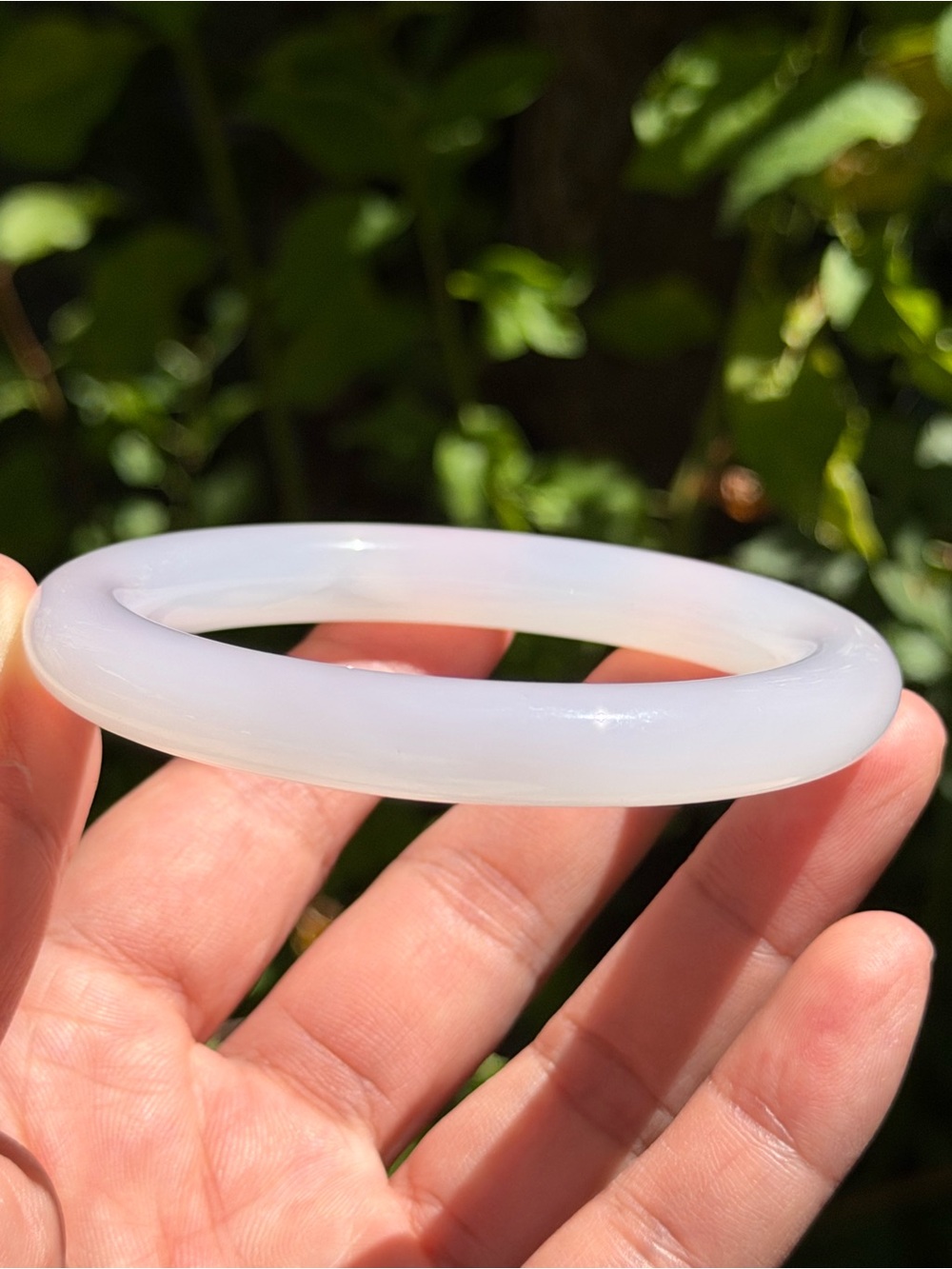 59mm inner diameter white‎ agate round bangle 1859